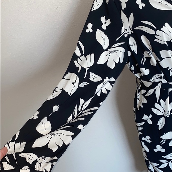 Button Up Wrap Dress - Picture 4 of 6